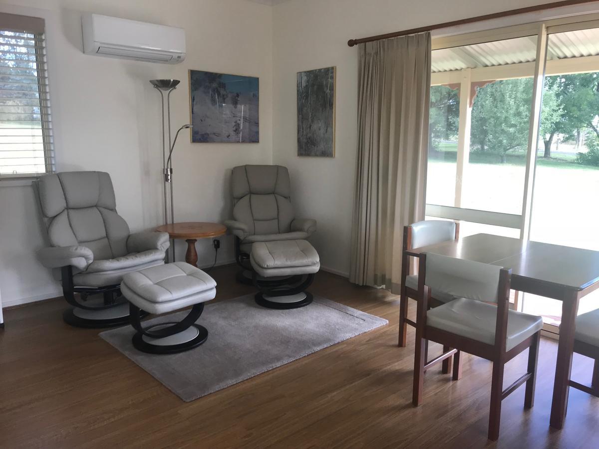 Glen Waverly Farmstay เกลน อินเนส ภายนอก รูปภาพ